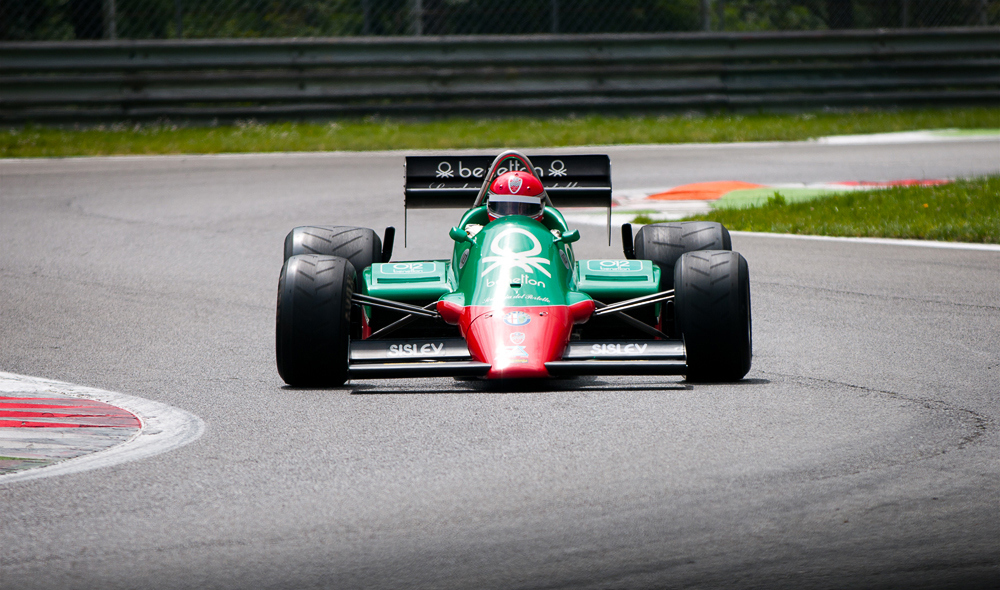 F1 ALFA ROMEO 183T