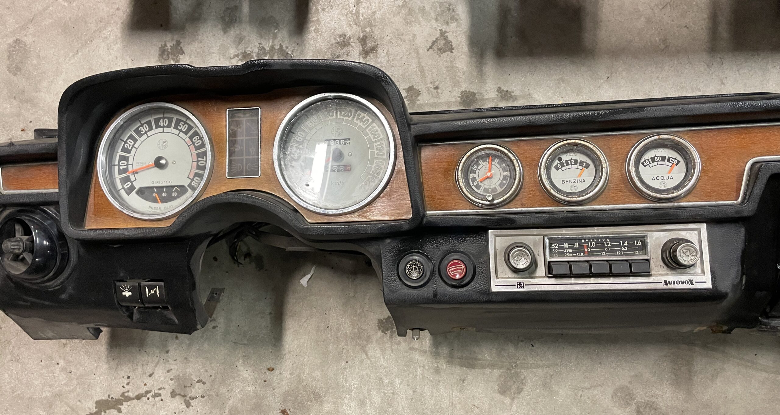 DASHBOARDS ALFA ROMEO 2000 BERLINA