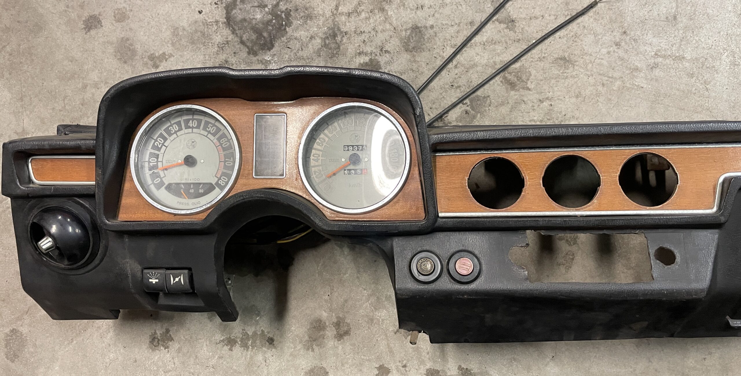 DASHBOARDS ALFA ROMEO 2000 BERLINA